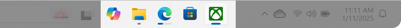 Screenshot of the taskbar with apps running.